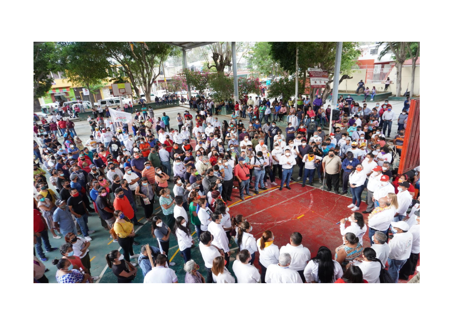 San Martín Mexicapan abre sus brazos a Javier Villacaña
