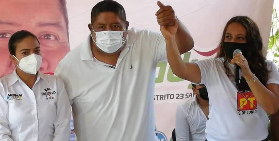 Aspirantes del PT-PVEM de la Costa de Oaxaca declinan por coalición PRI-PAN-PRD