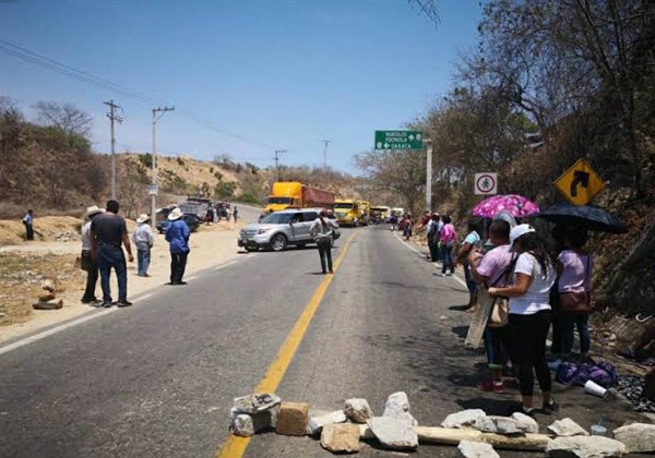 Candidata a diputada del PT manipula invasión a predios privados en Tilzapote, denuncian pobladores y comuneros