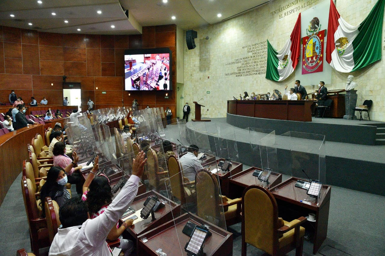 Analiza 64 Legislatura reforma para brindar atención prioritaria a jefas madres de familia