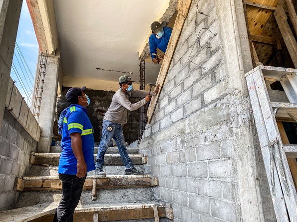 85 por ciento, avance en rehabilitación de edificio de la agencia Chicapa de Castro: Dirección de Obras Públicas
