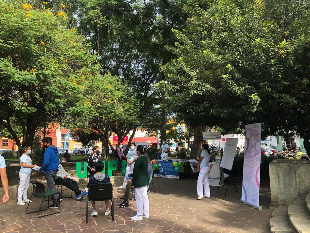 Realiza IMSS Oaxaca consejería en salud reproductiva a jóvenes oaxaqueños