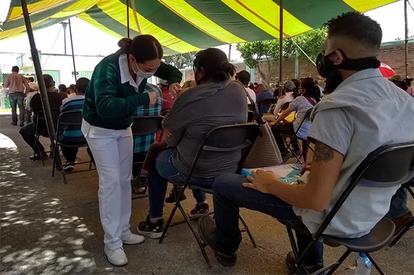 Gobierno de Puebla pide a Federación más vacunas contra COVID-19