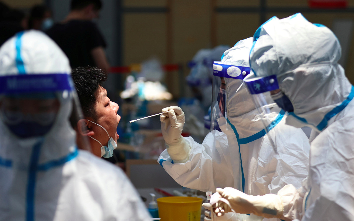 China confina a millones de personas por aumento de casos de variante Delta; virus regresa a Wuhan