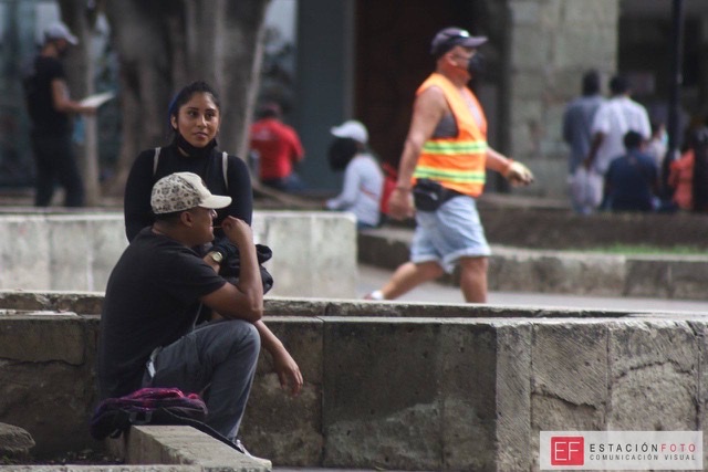 Tercera ola de COVID-19 aumenta a 3 mil casos en una semana