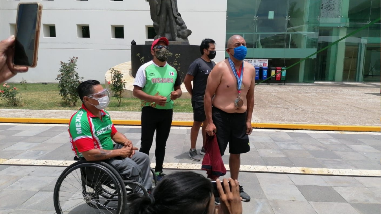 Paralímpicos de Oaxaca piden reformas a ley de deporte para dar beca vitalicia a atletas que ganen medallas para México