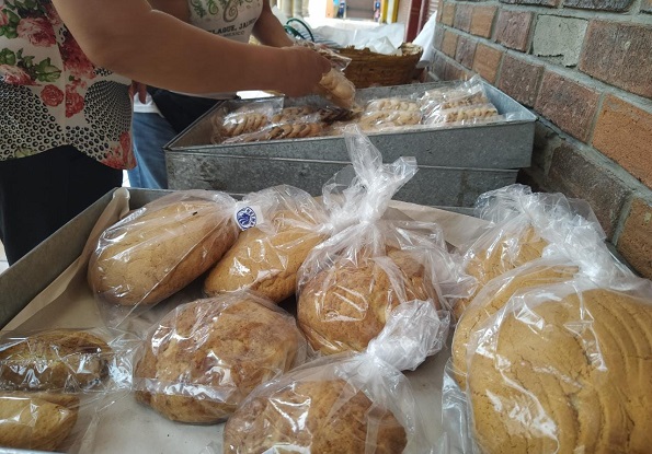 Bajas ventas y alza en precios de materia prima aqueja a panaderos