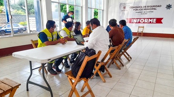 Presentan agentes municipales reporte de daños por lluvias, en reunión con Gobierno Juchiteco