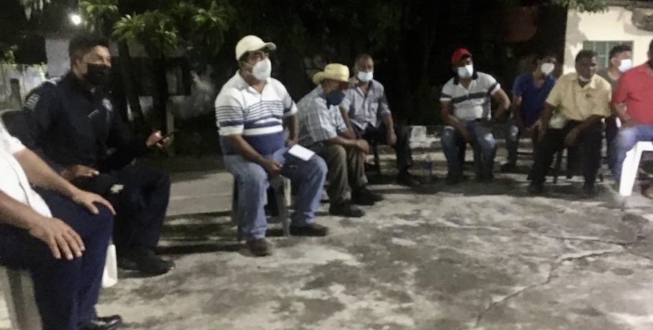Liberan a 4 policías y dos trabajadoras de Bienestar; mantienen retenido al edil de Jocotepec