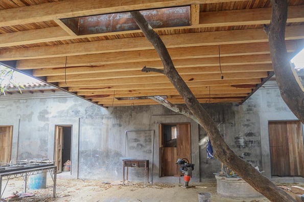 Significativo avance del 85 por ciento en reconstrucción de biblioteca «Gabriel López Chiñas»: director de Obras Públicas