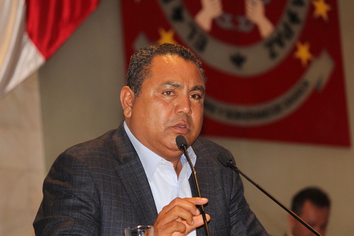 Diputado del PRI de Oaxaca y su hijo pertenecen a “organización”, cometieron delitos en Veracruz y allá no tiene fuero: Gobernador
