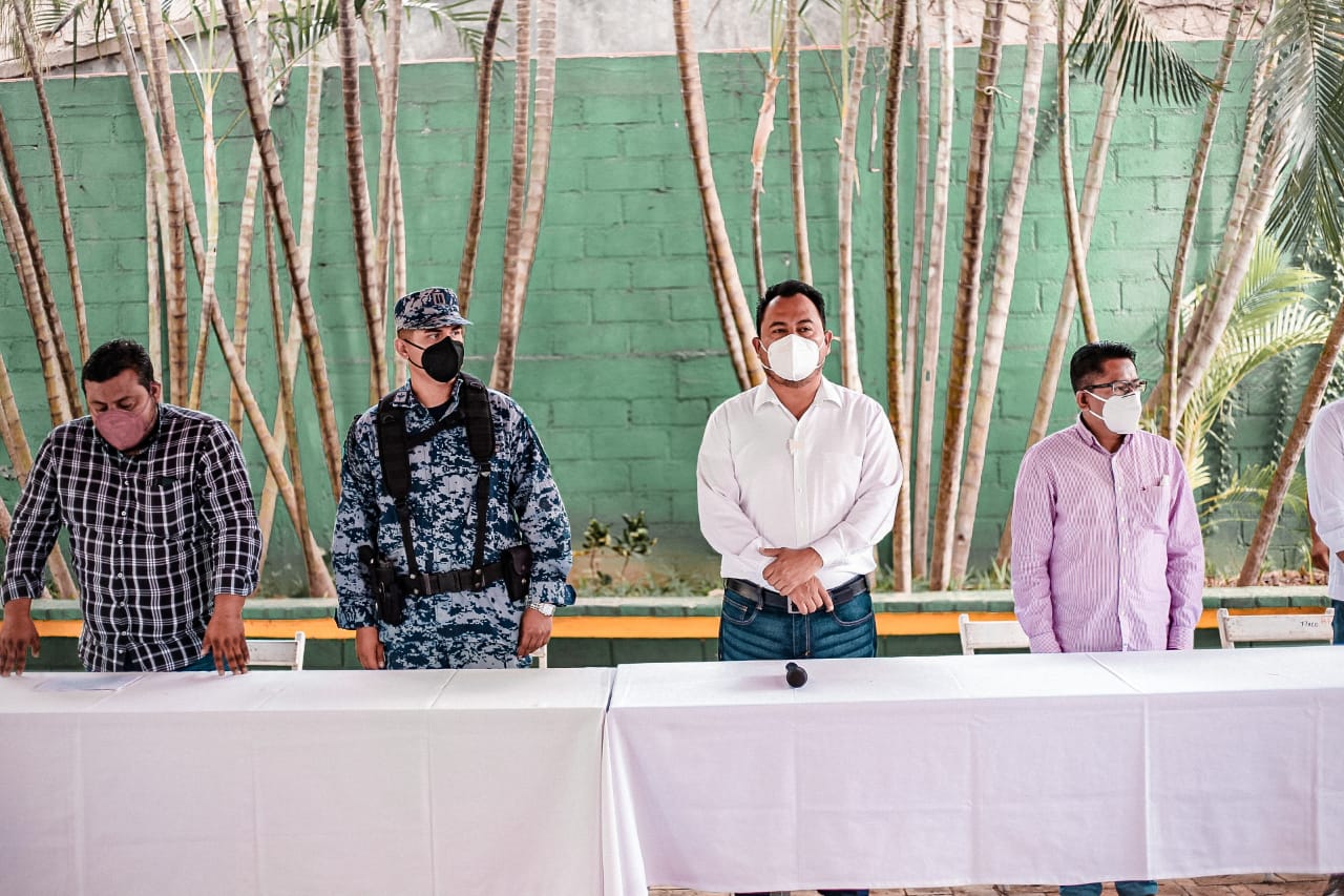 Realizan sorteo del Servicio Militar, Ayuntamiento juchiteco y Sedena