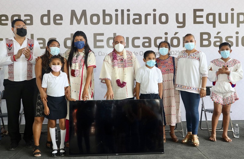 Fortalece IEEPO la educación inclusiva, con equidad y entornos saludables en comunidades indígenas