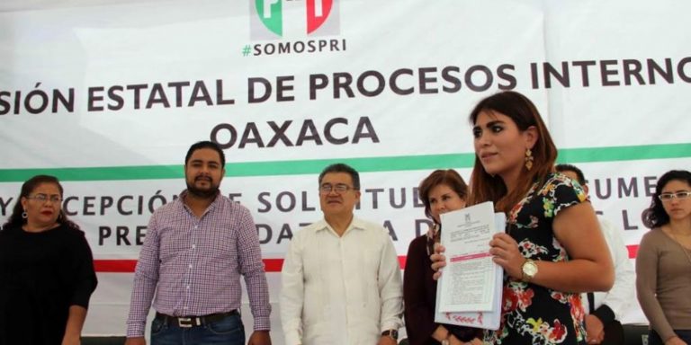 Diputados simulan “críticas” a Secretario General de Gobierno; había pacto