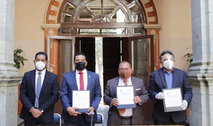 La UABJO y la Barra Oaxaqueña de Abogados signaron un acuerdo de colaboración