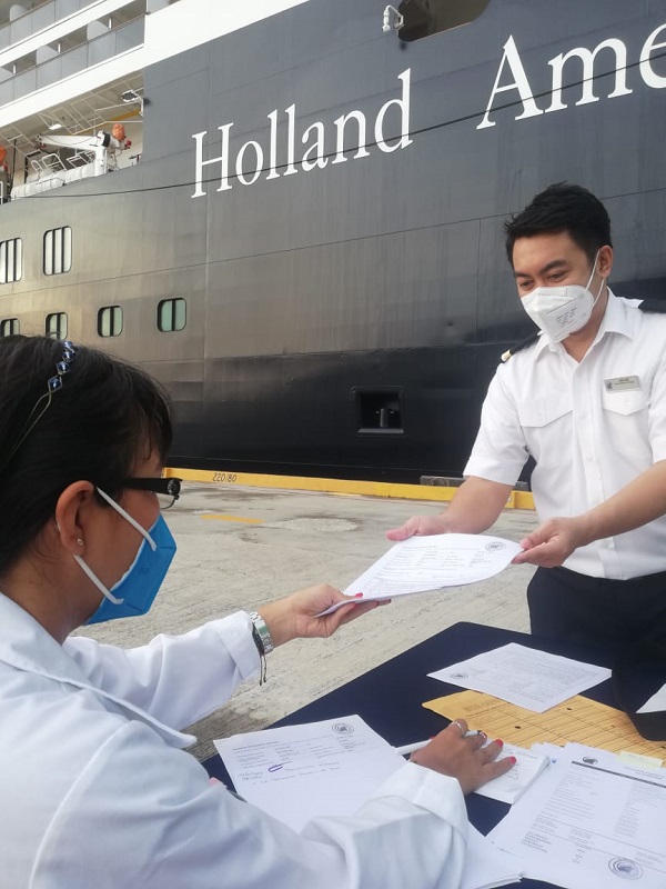 Realizan los SSO acciones de vigilancia sanitaria, tras arribo de cruceros a Bahías de Huatulco