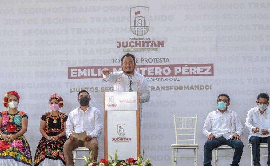 Histórica toma de protesta: Emilio Montero, presidente reelecto de Juchitán