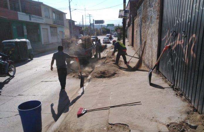 Trabajamos para tener un municipio limpio para nuestras familias: Gaby Díaz