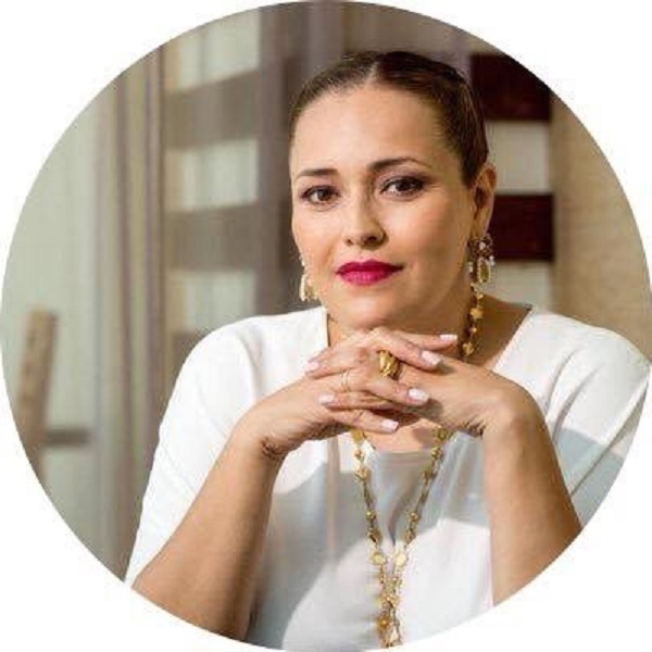 Cómo funcionaria, Adriana Aguilar benefició a empresas con licitaciones amañadas