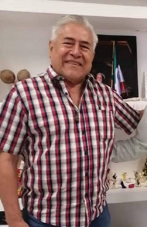 Mis mejores deseos a Leopoldo de Gyves, en la embajada de Venezuela: Emilio Montero