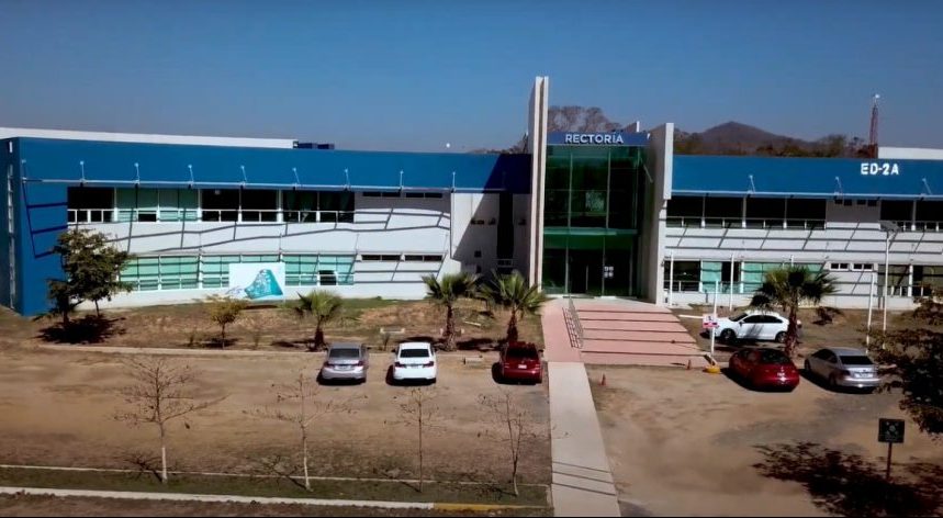 Quirino se va a España con dos denuncias penales pendientes contra su administración