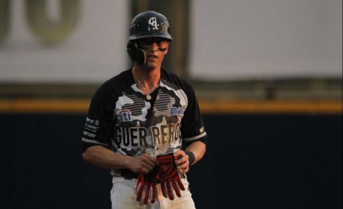 Alex González a los Diablos Rojos del México 