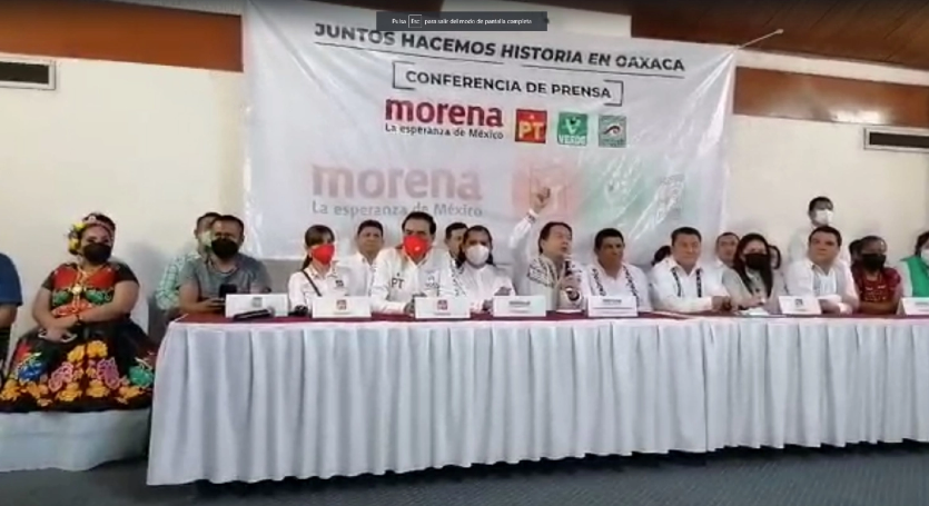 Abuchean, recriminan lanzan mentadas al líder nacional de Morena por llamar a la prensa mercenarios de la comunicación