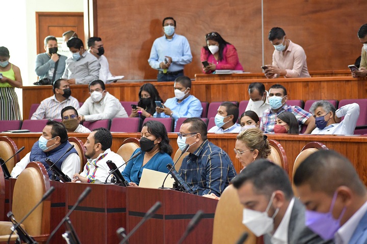 Solicitan en Legislativo que ayuntamientos garanticen protección a la mujer