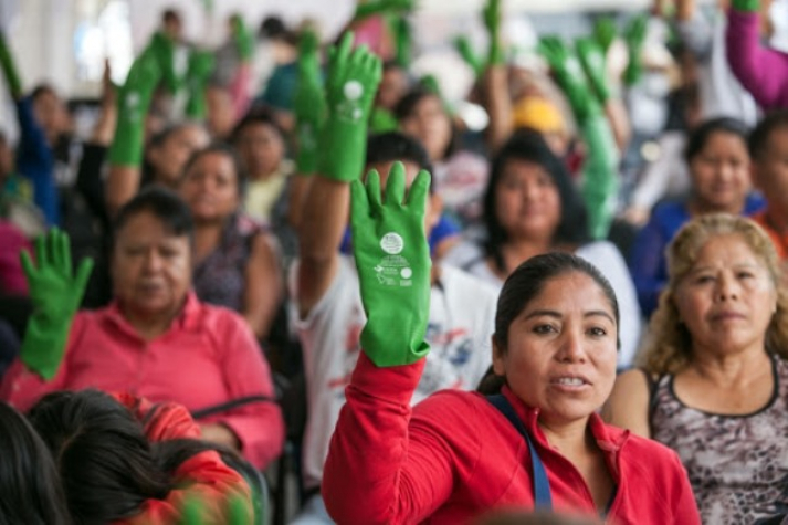 77% de trabajadoras del hogar con hijos no tienen licencias de maternidad, servicios de cuidados ni acceso a guarderías