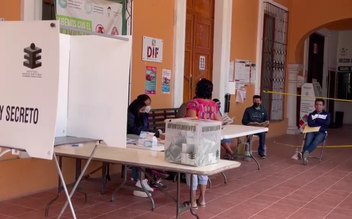 En medio de tensión y acedio de “grupos armados”, se intalan 100% de casillas en 6 de 7 municipios de Oaxaca; en Laollaga, impiden elección
