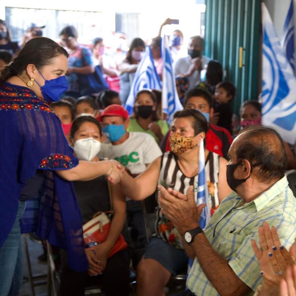 Jefas de familia se unen a Naty Díaz para exigir seguridad, justicia y servicios
