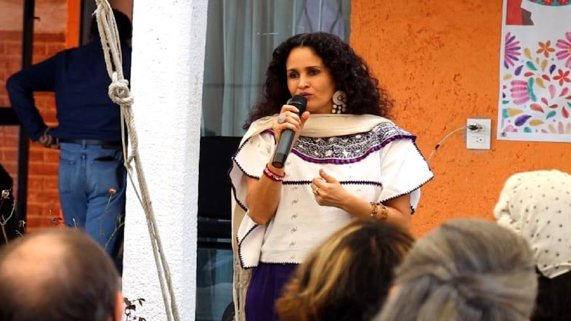 Pese a negativa de Susana Harp, dirigencia de Morena y equipo de campaña de Salomón Jara la llama a la unidad