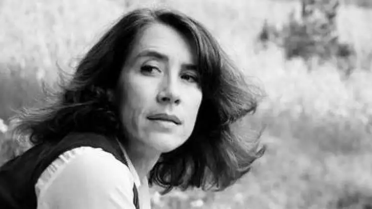 La fotógrafa humanista Nadja Massün recibe homenajes post mortem de la escritora Tamara León, la historiadora Jessica Hubbard Marr