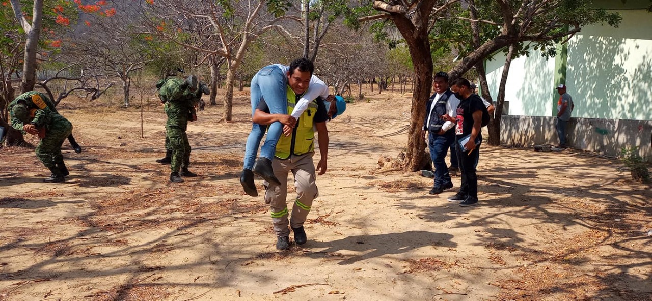 Protección Civil de Juchitán se capacita constantemente para servir eficazmente a la ciudadanía: José Manuel Ríos Cartas