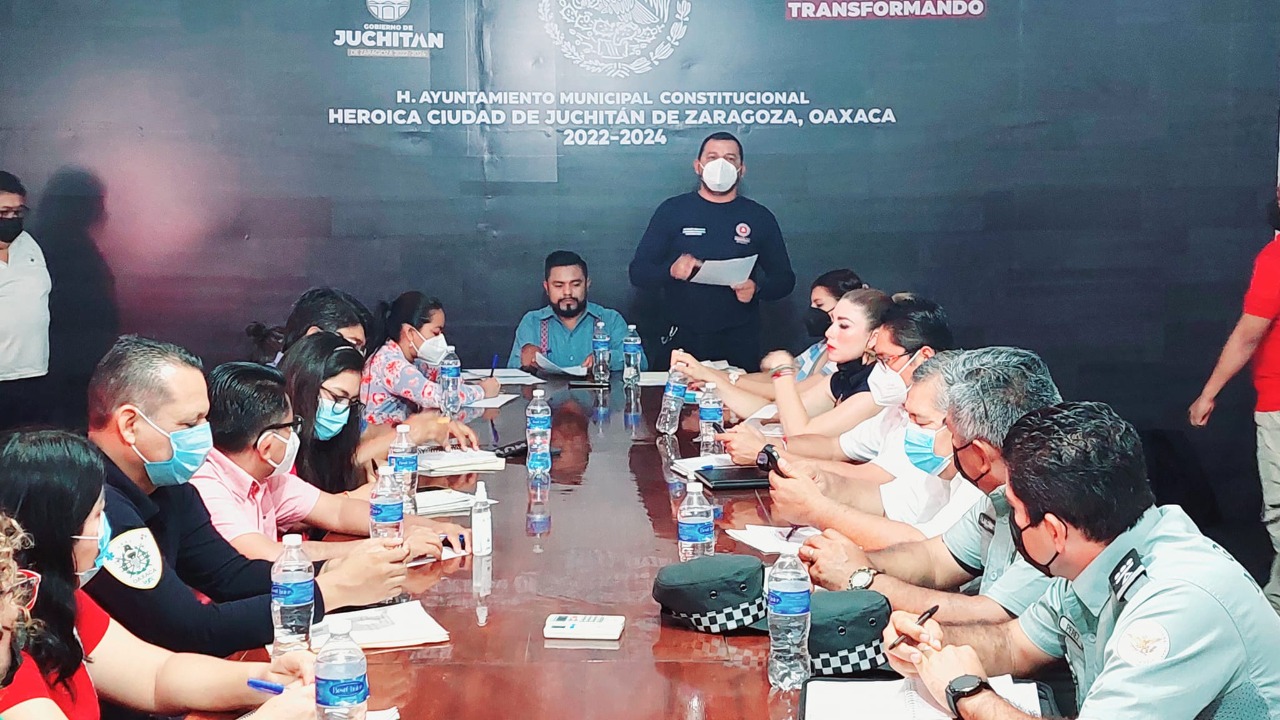 Juchitán, primer municipio en prepararse para la temporada de huracanes: Jesús González Pérez