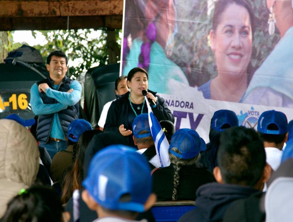 Loxicha se suma a Naty Díaz y pide que el 7 de junio regrese como gobernadora