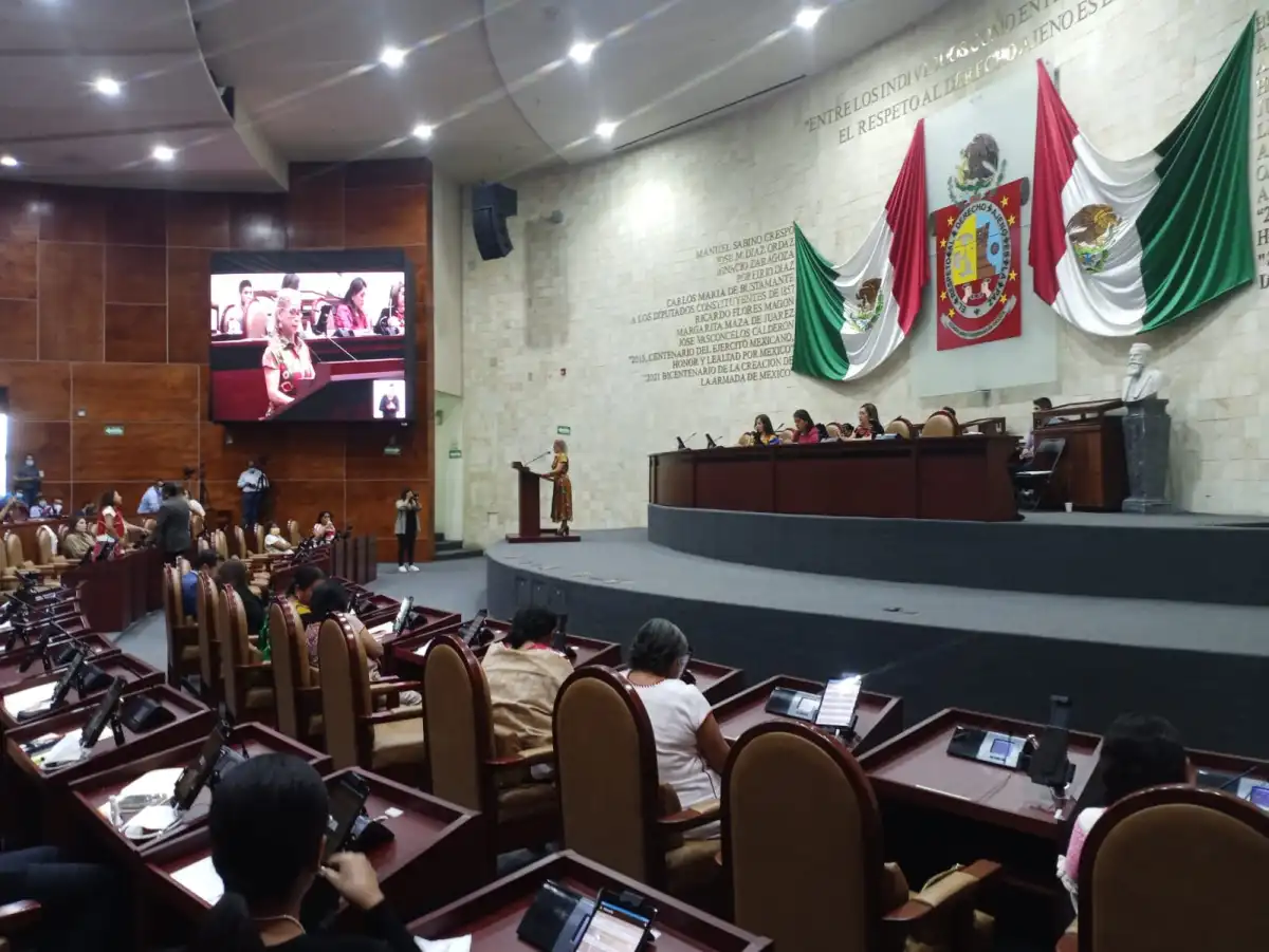Van 9 por coordinación de bancada de Morena y presidencia de Jucopo en Congreso de Oaxaca