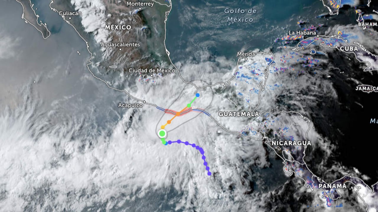 Suspenden clases en 6 regiones de Oaxaca porque huracán Agatha podría tocar tierra como categoría 3