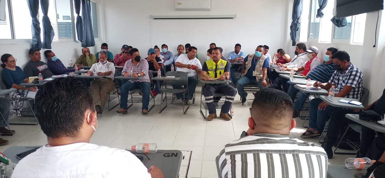 Mantiene Protección Civil Juchitán estrecha relación con tres niveles de gobierno para proteger a ciudadanos ante lluvias