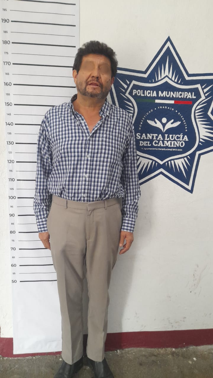 Policía Municipal de Santa Lucía del Camino cumple con la normatividad; detienen a hombre por tirar basura en la calle