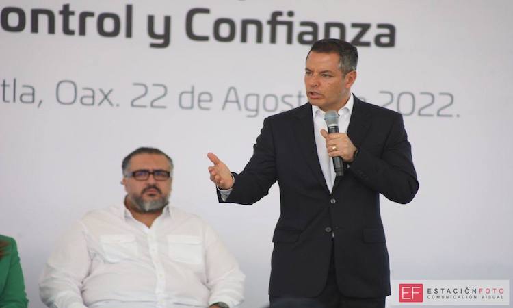 Deuda pública se redujo de 4.3% a 3.5% y se entregarán finanzas sanas a Jara: Murat