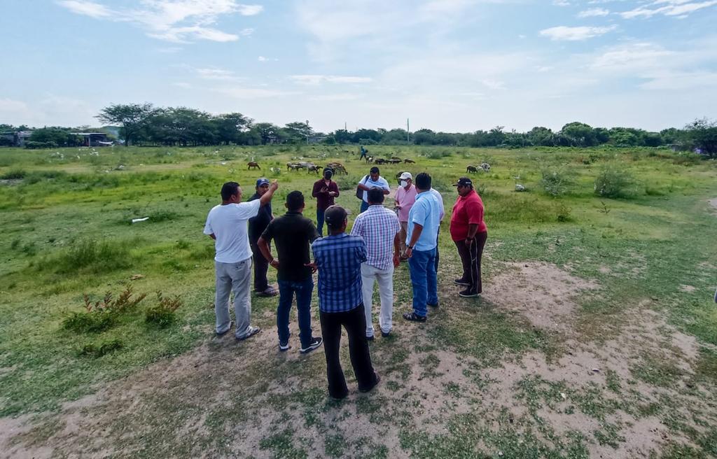 Construirá gobierno juchiteco unidad deportiva en agencia Emiliano Zapata: Emilio Montero