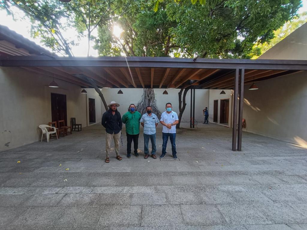 Recibe ayuntamiento primera parte del equipamiento para biblioteca Gabriel López Chiñas: Emilio Montero