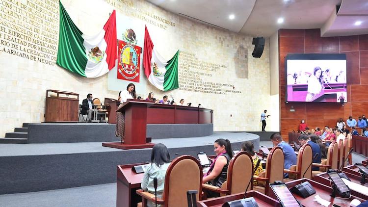 Quien facilite, obligue o induzca a un menor a cometer algún delito será considerado Corrupción de Menores: Liz Concha propone Reforma al Código Penal