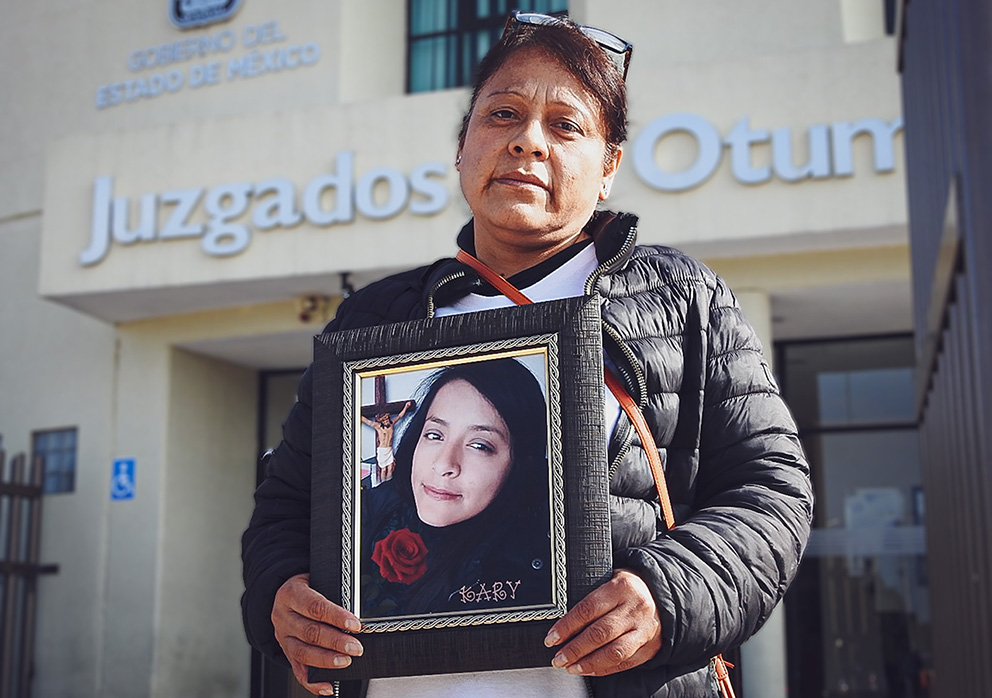 Durante audiencia, juez compara los feminicidios con manifestaciones pacíficas