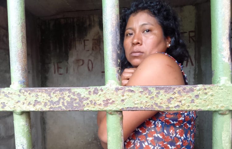 Liberan a candidata indígena encarcelada en Santiago Yaveo y Tribunal Electoral dicta medidas de protección