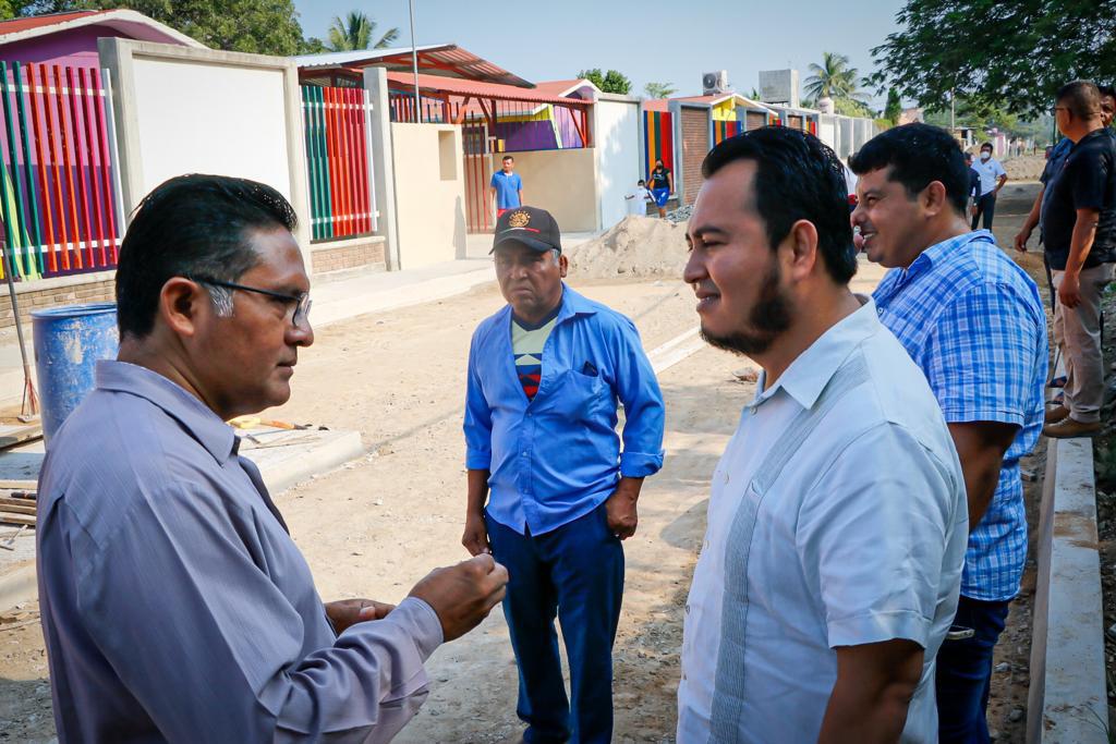 Construye ayuntamiento canal de desagüe de aguas pluviales en costado sur de colonia Mártires