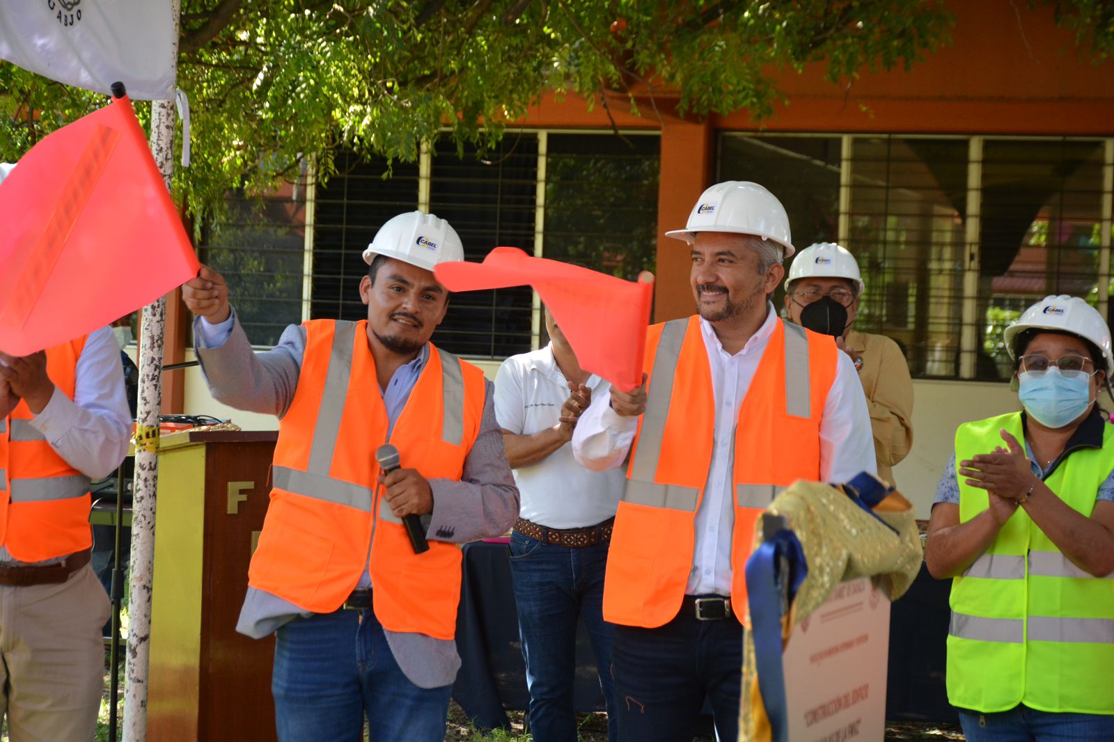 Inversión en infraestructura otorga nuevo rostro a la UABJO: Rector Cristian Carreño