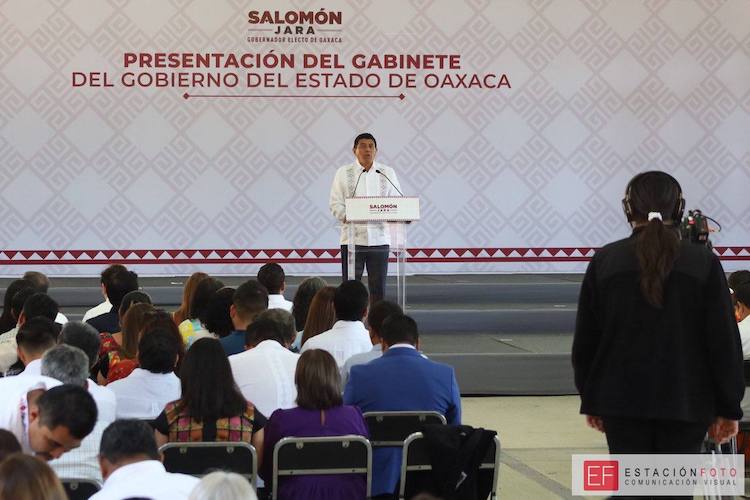Sin sorpresas, Jara recompensa lealtades, reparte posiciones y cuotas en su Gabinete 