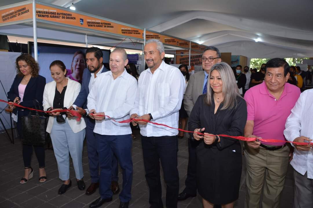 La UABJO presente en la Expoferia de Posgrado 2022